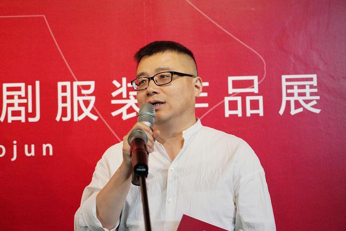 著名导演白文应邀参加国家大剧院《传承的温度》2019戏剧服装作品展