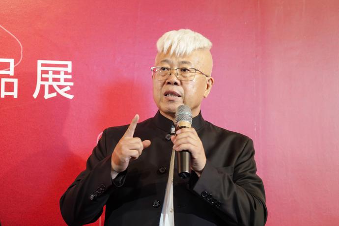 著名导演白文应邀参加国家大剧院《传承的温度》2019戏剧服装作品展